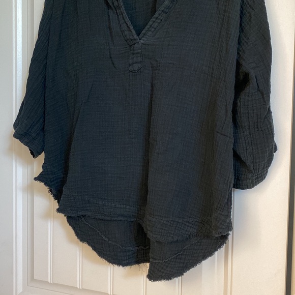 9Seed black popover gauzy top - Picture 3 of 8